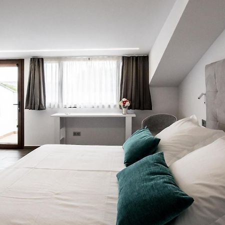 Hotel Duque De Calabria マンザネラ エクステリア 写真