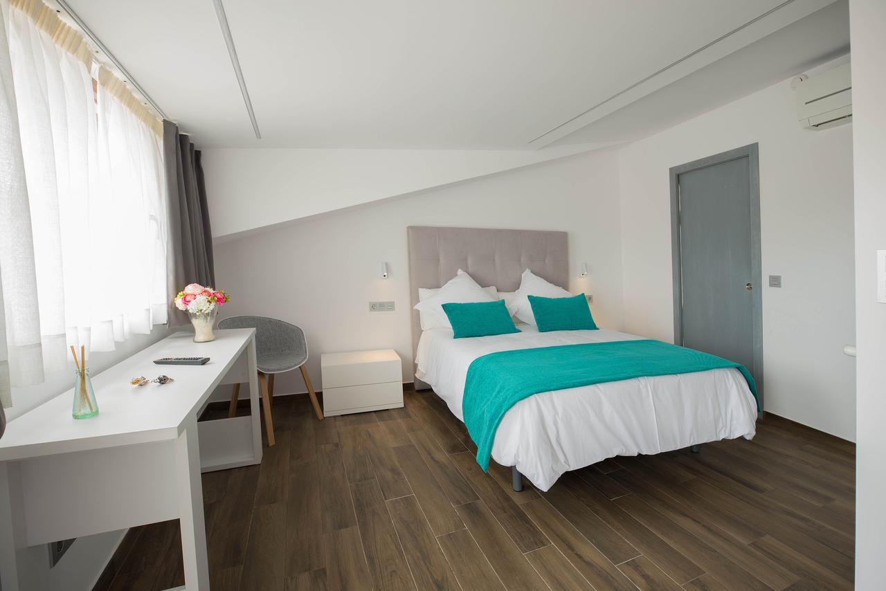 Hotel Duque De Calabria マンザネラ エクステリア 写真